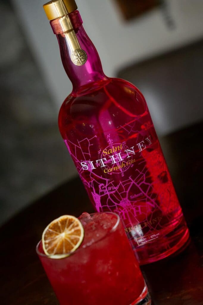 Sitheny Pink Bottle Angle With Glass